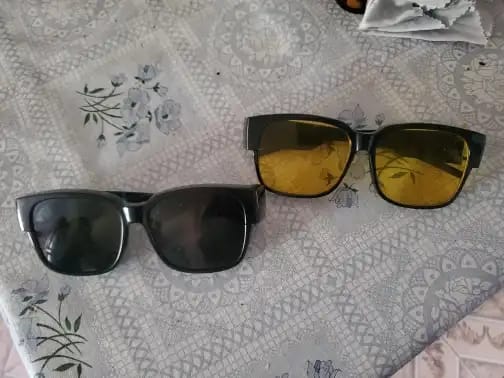 Customer photo review of ShadeEase™ Fit Over Polarized Sunglasses
