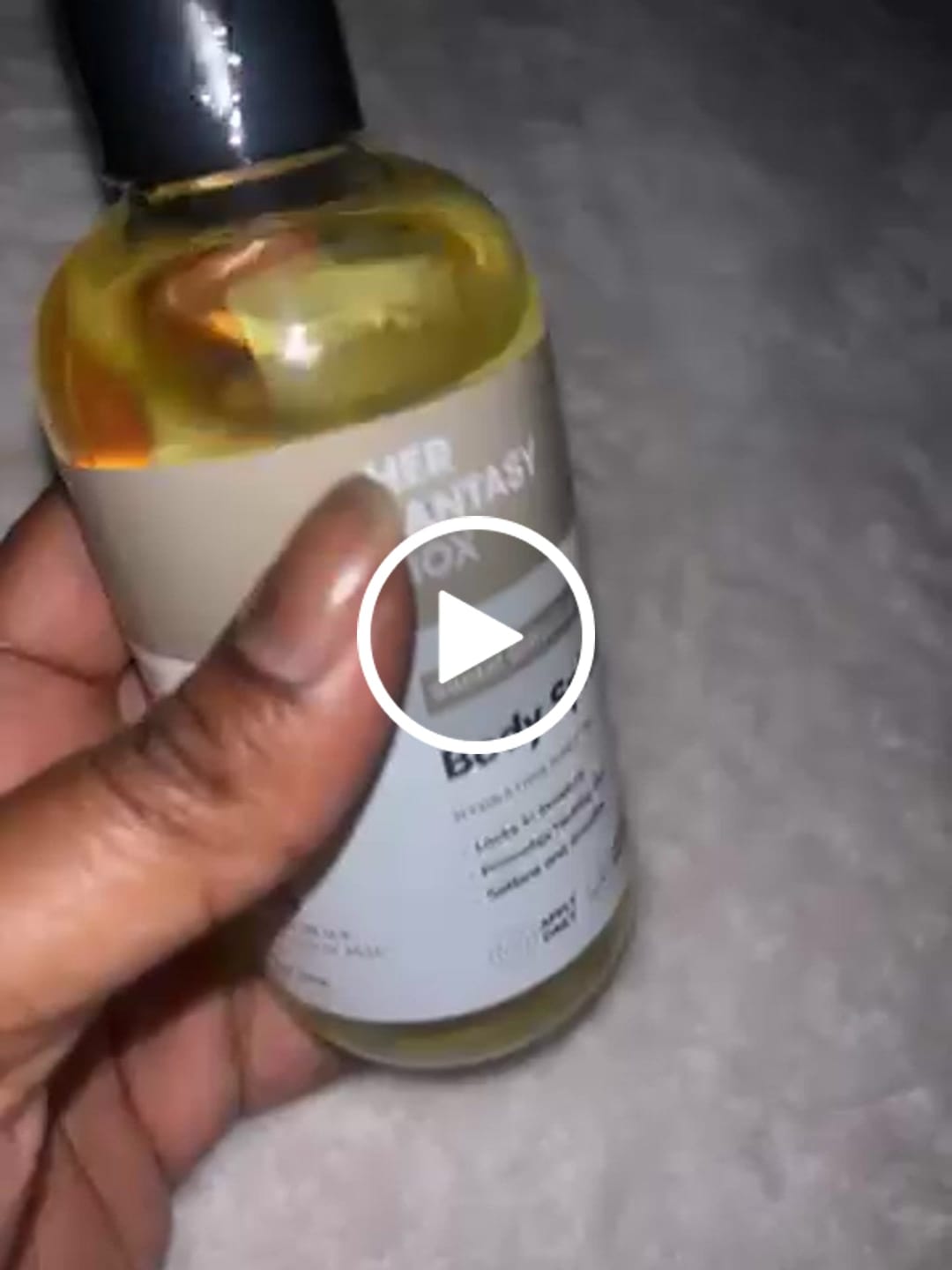 Customer video review of Body Splash - Skin Smoothing Body Oil (Santal Driftwood) LUXURY SCENT