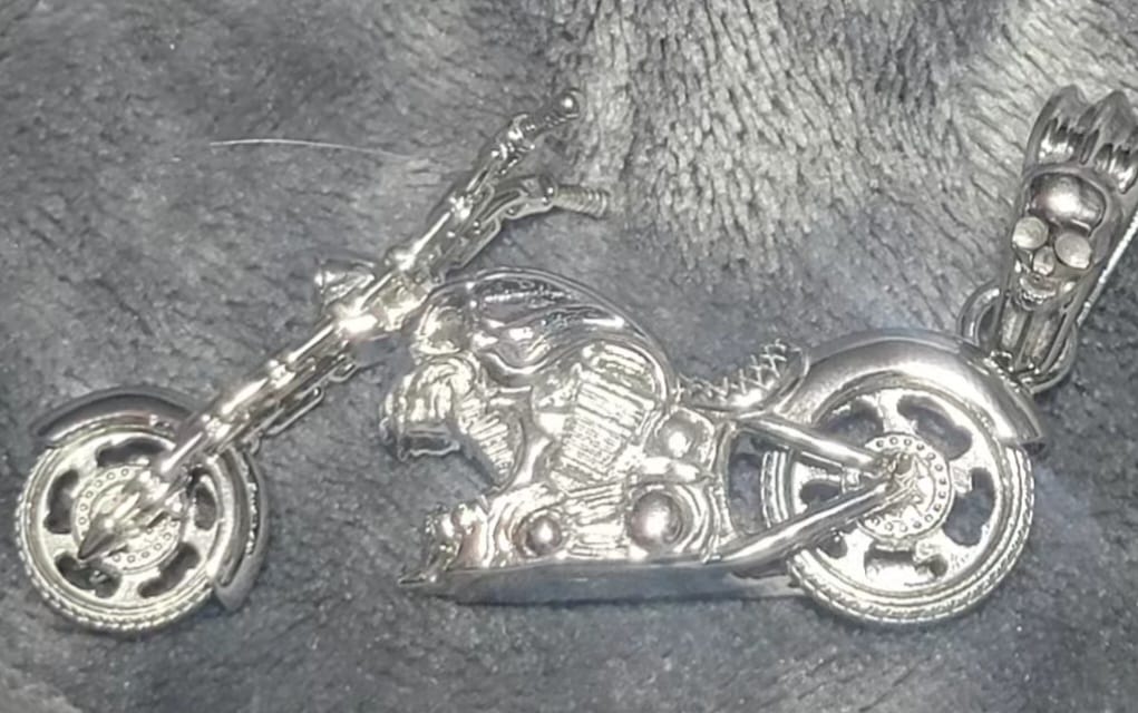 Customer photo review of MOTORCYCLE PENDANT