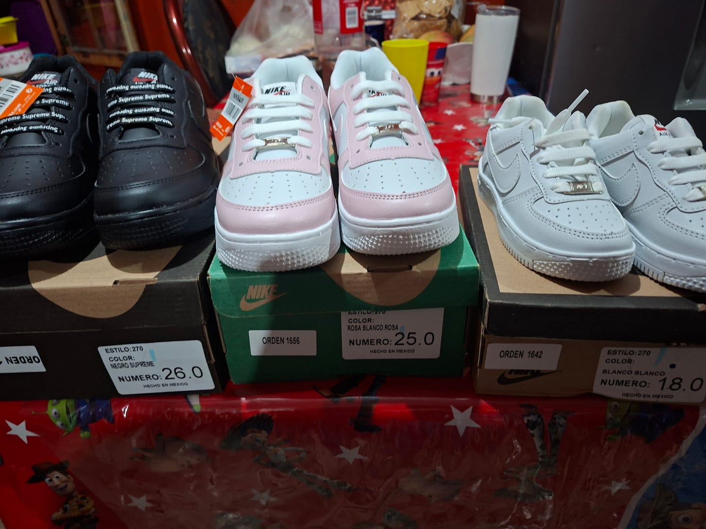 Customer photo review of Tenis 270 Blanco Total Niño