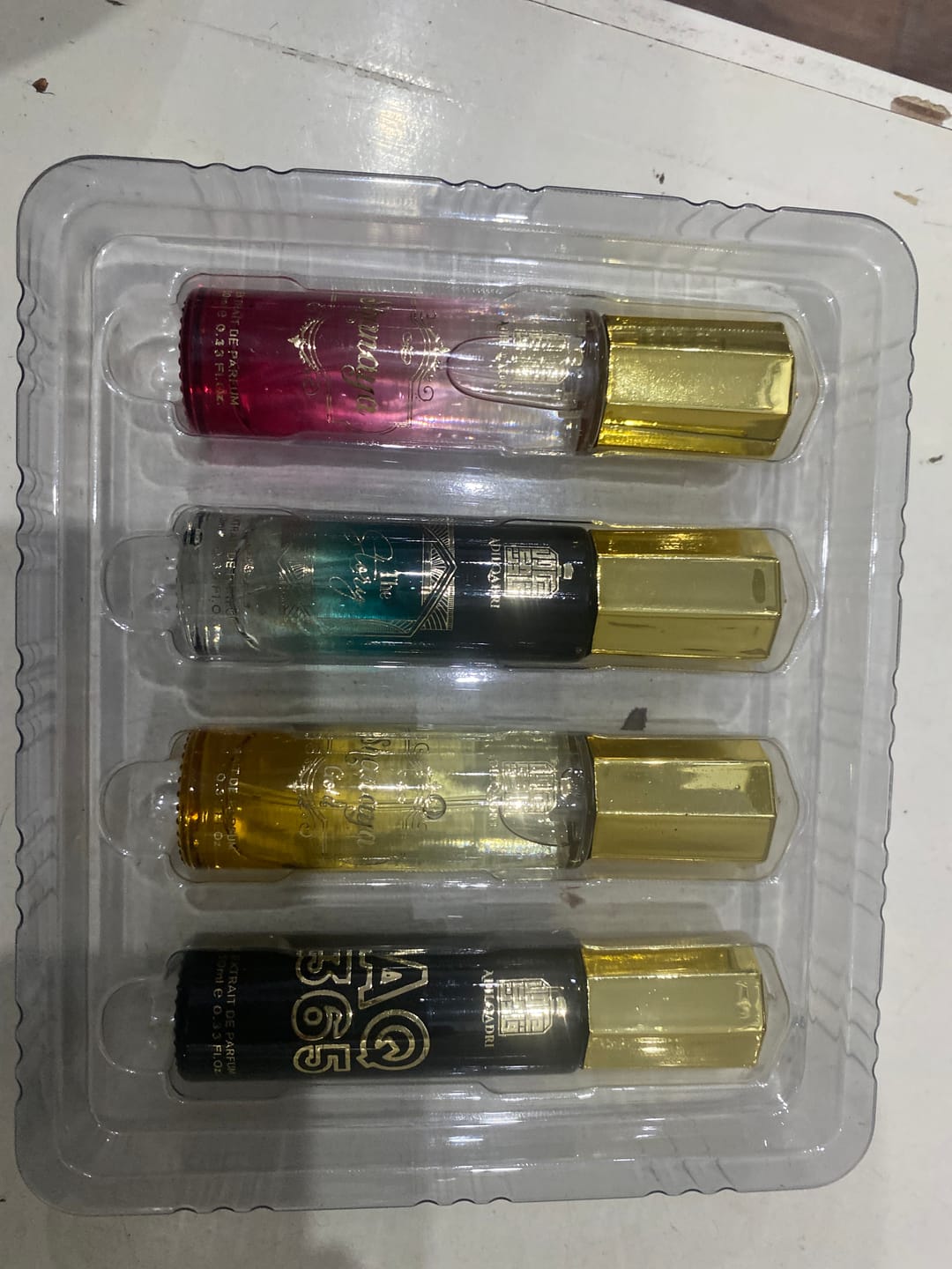 Customer photo review of Perfume Gift Set 4 Pcs Premium Perfume Spray