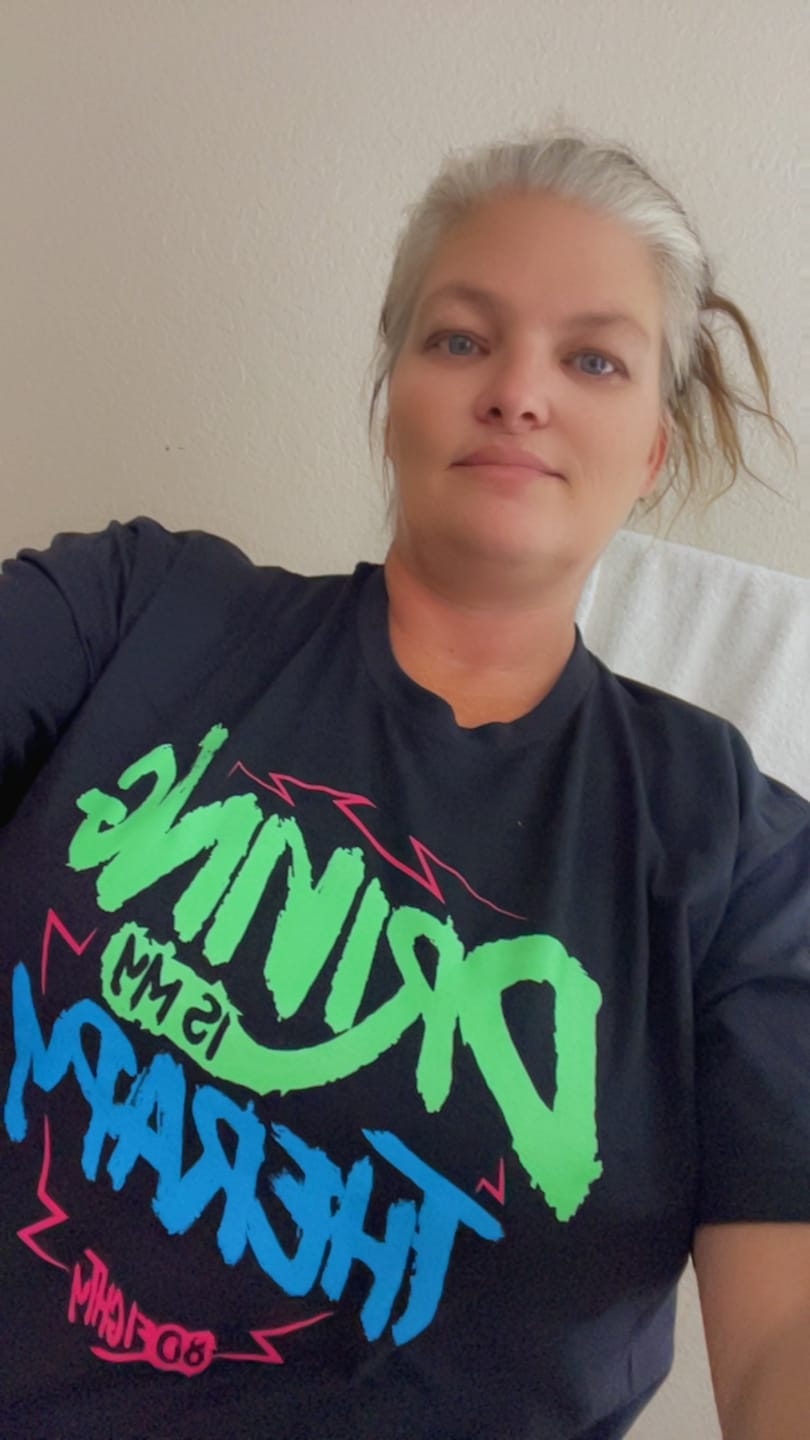 Customer photo review of 80Eighty® Therapy Shirt