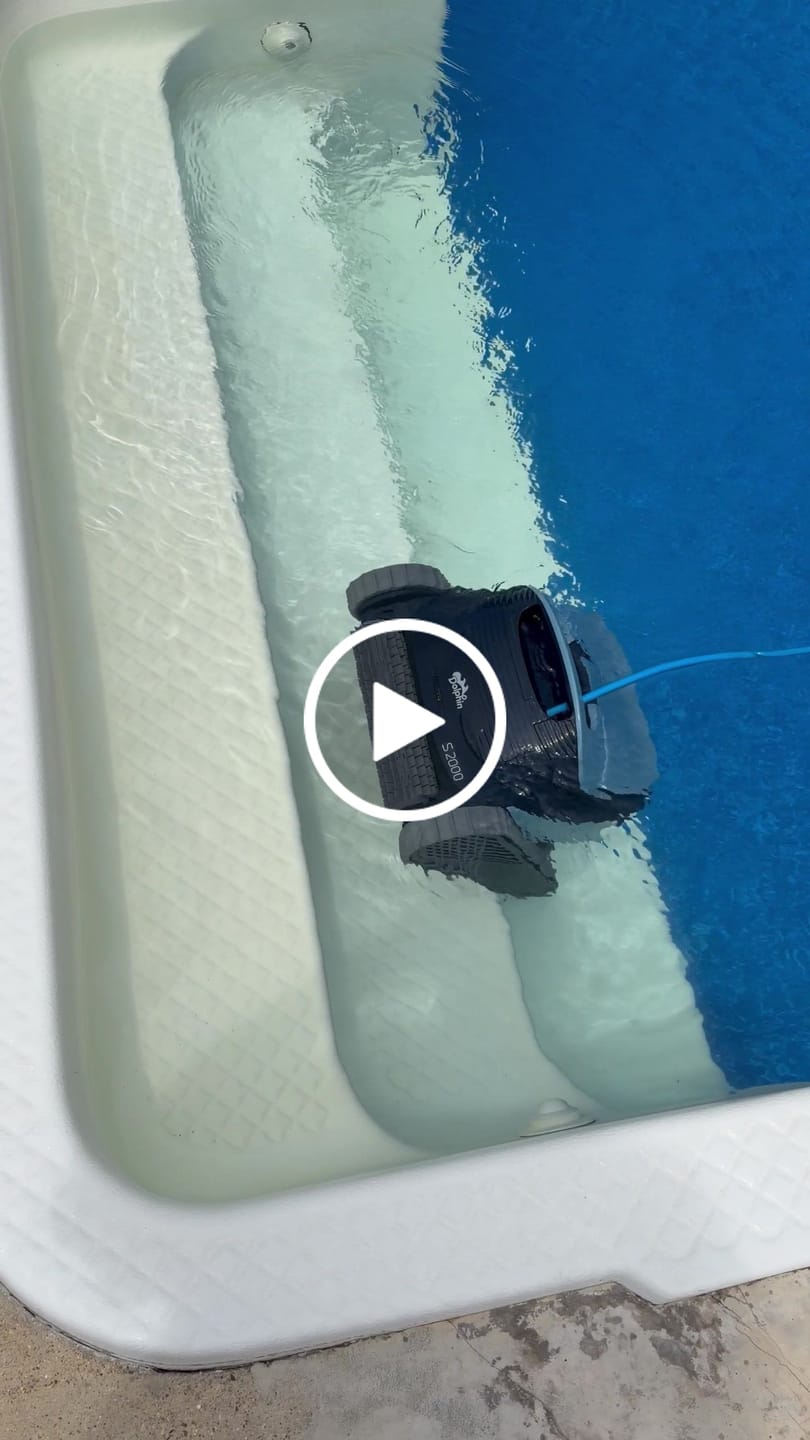 Customer video review of Dolphin S2000 Corded Robotic Pool Vacuum Maytronics