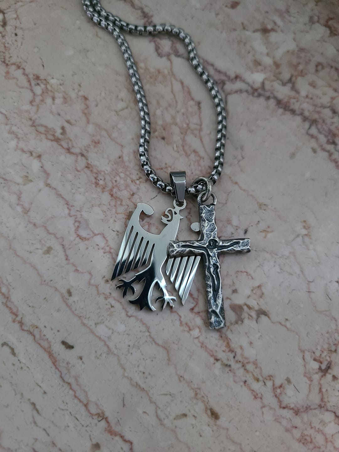 Customer photo review of Deutschland Adler Kette