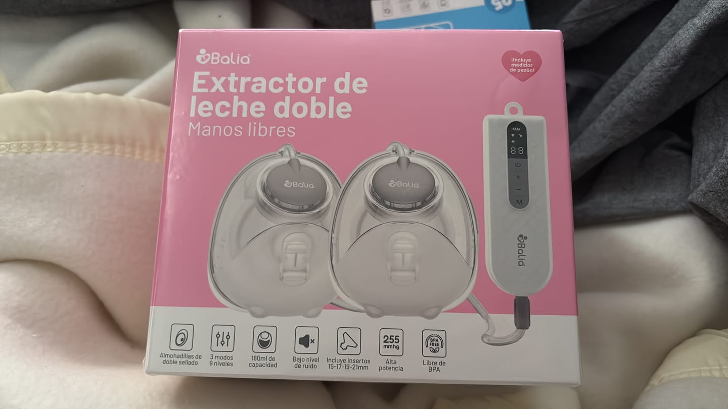 Customer photo review of Extractor de leche doble manos libres