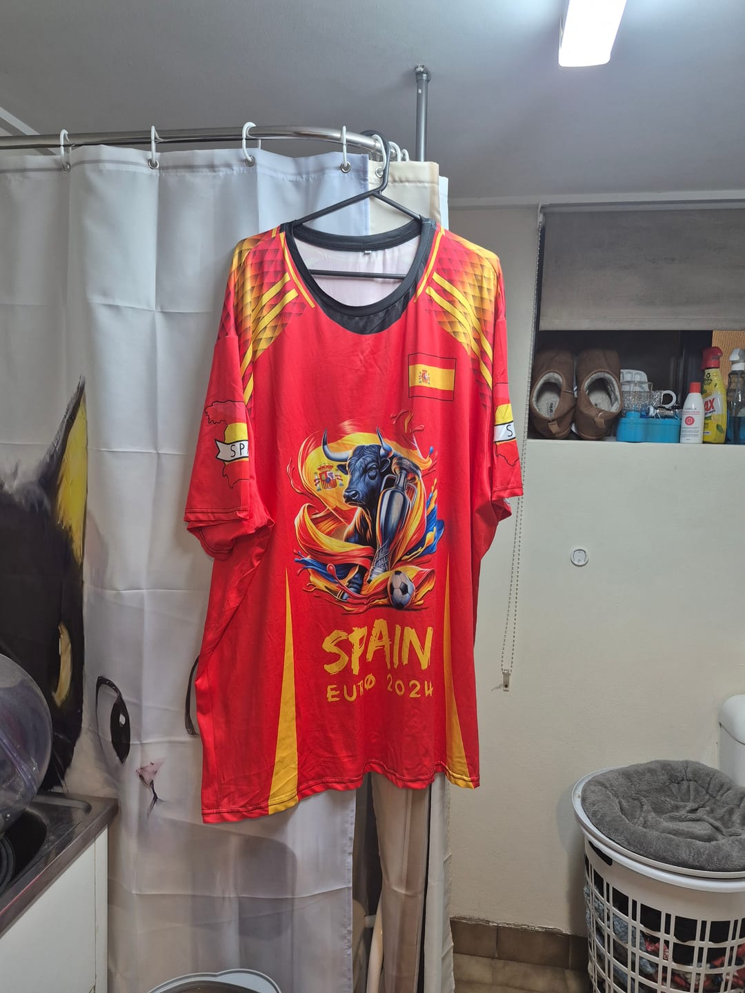 Customer photo review of Unisex Shirt, Custom Name and Number Euro 2024 Football Shirt, Spain Football Polo Shirt, Spain Football Hoodie Long Sleeve Shirt