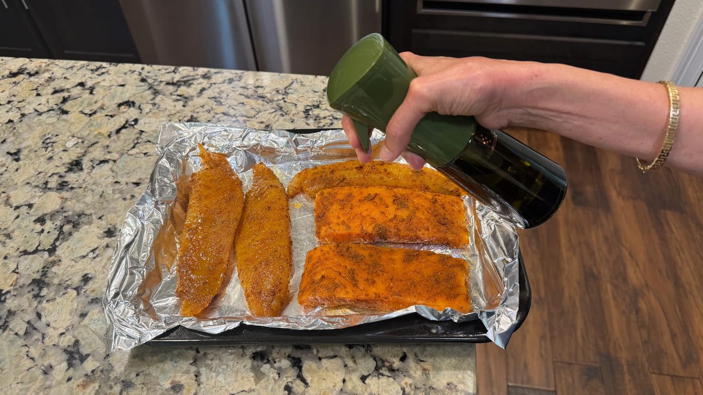 Customer photo review of Olivia Signature Kitchen Sprayer 200ml – Olive Green