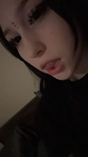 Customer photo review of [Pre-Order] Finley x Eyemoody Pure Black | 6 Months, 2 pcs