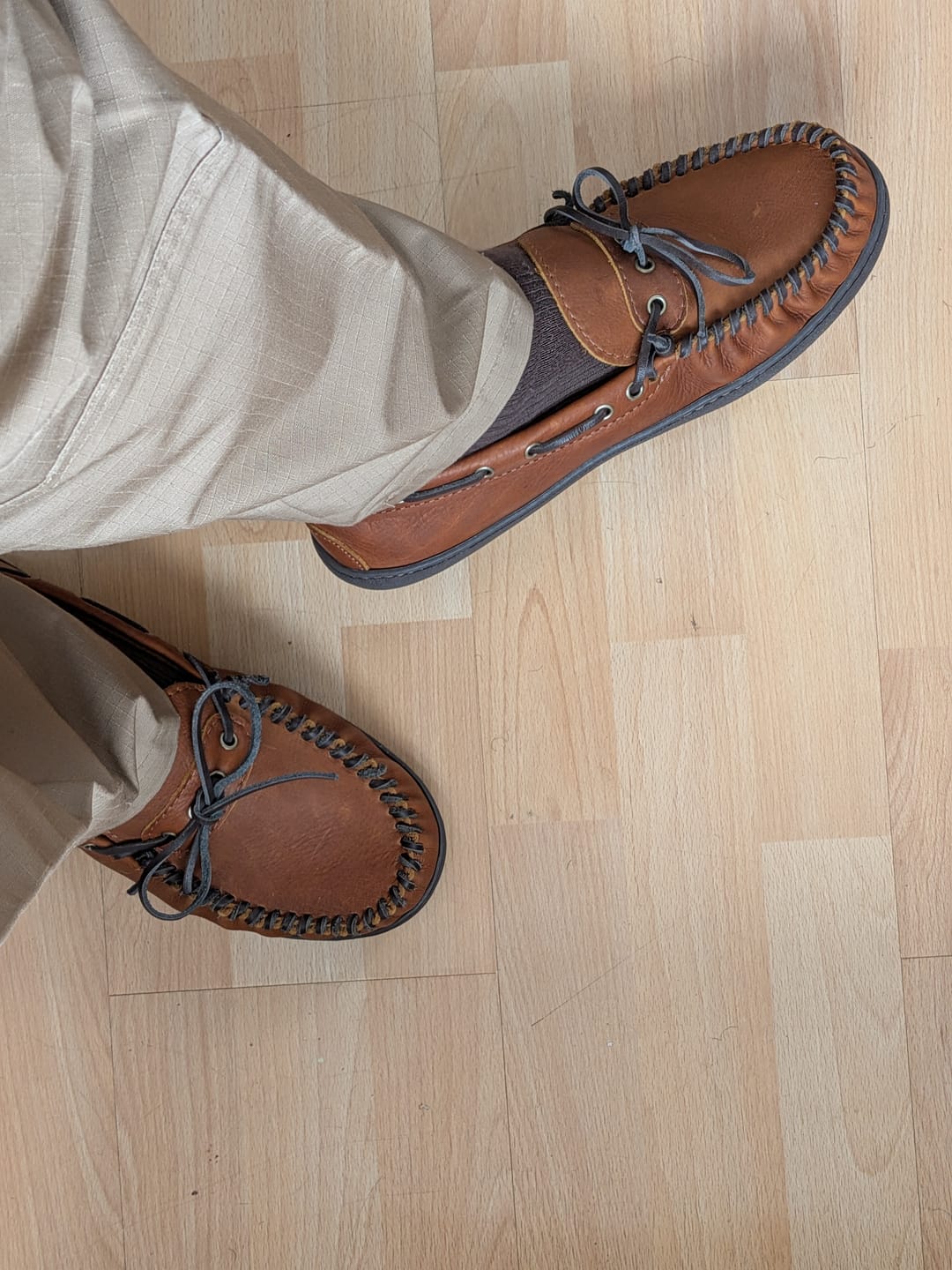 Customer photo review of Men's Wide Leather Moccasin Shoes