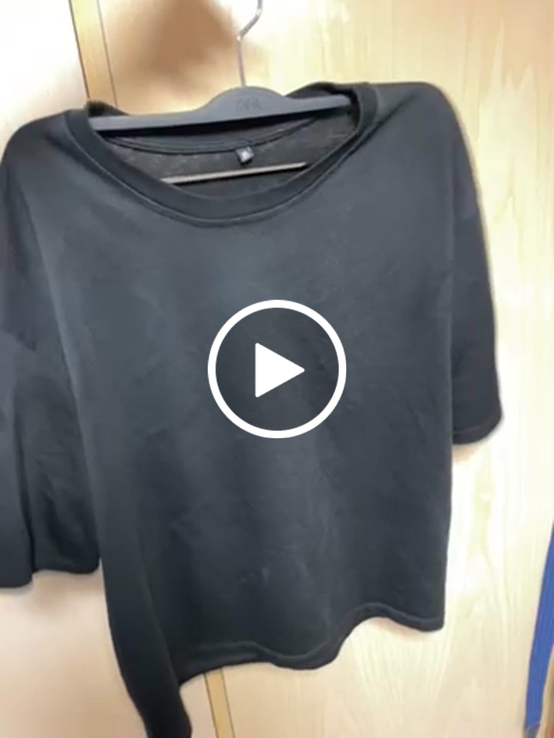 Customer video review of T-Shirt Cropped Blanks 220GSM Black