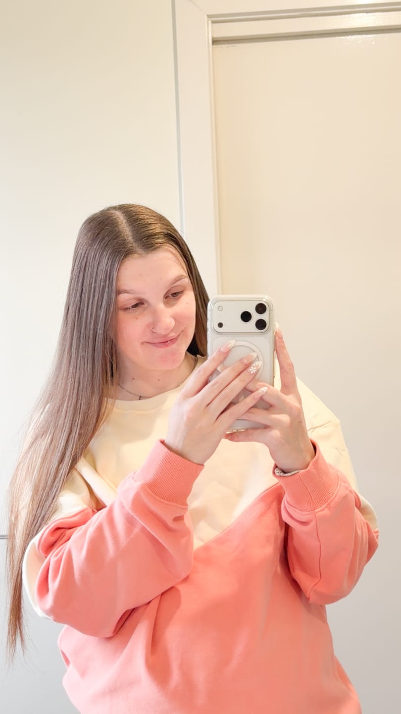 Customer photo review of Pregnancy & Breastfeeding Friendly Colour Block Jumper