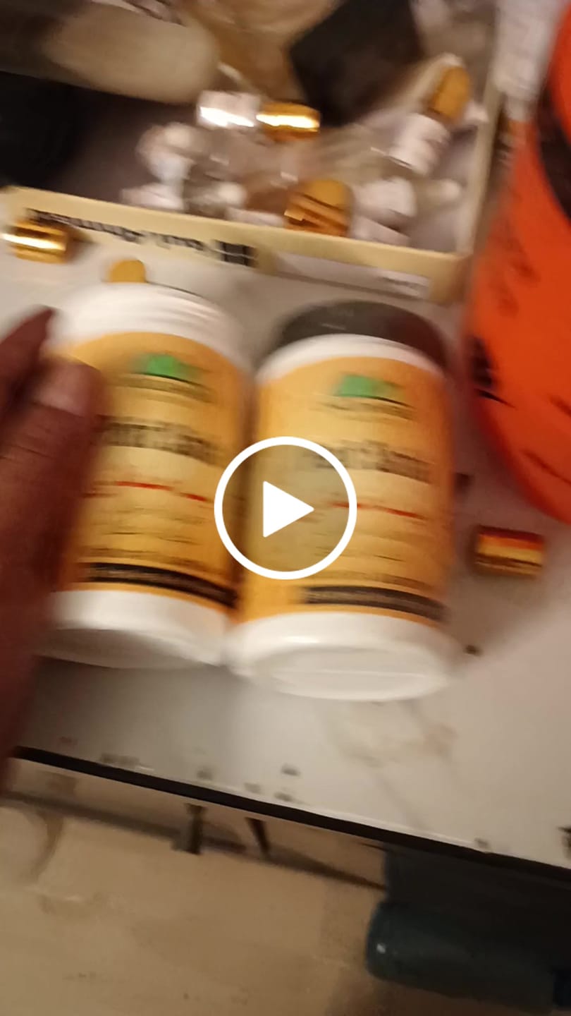 Customer video review of Pait Safai پیٹ صفائی Natural Laxative Powder 🍁 ہر رات آدھا چمچ  بنائے زندگی آسان / ( Akseer e Maida )