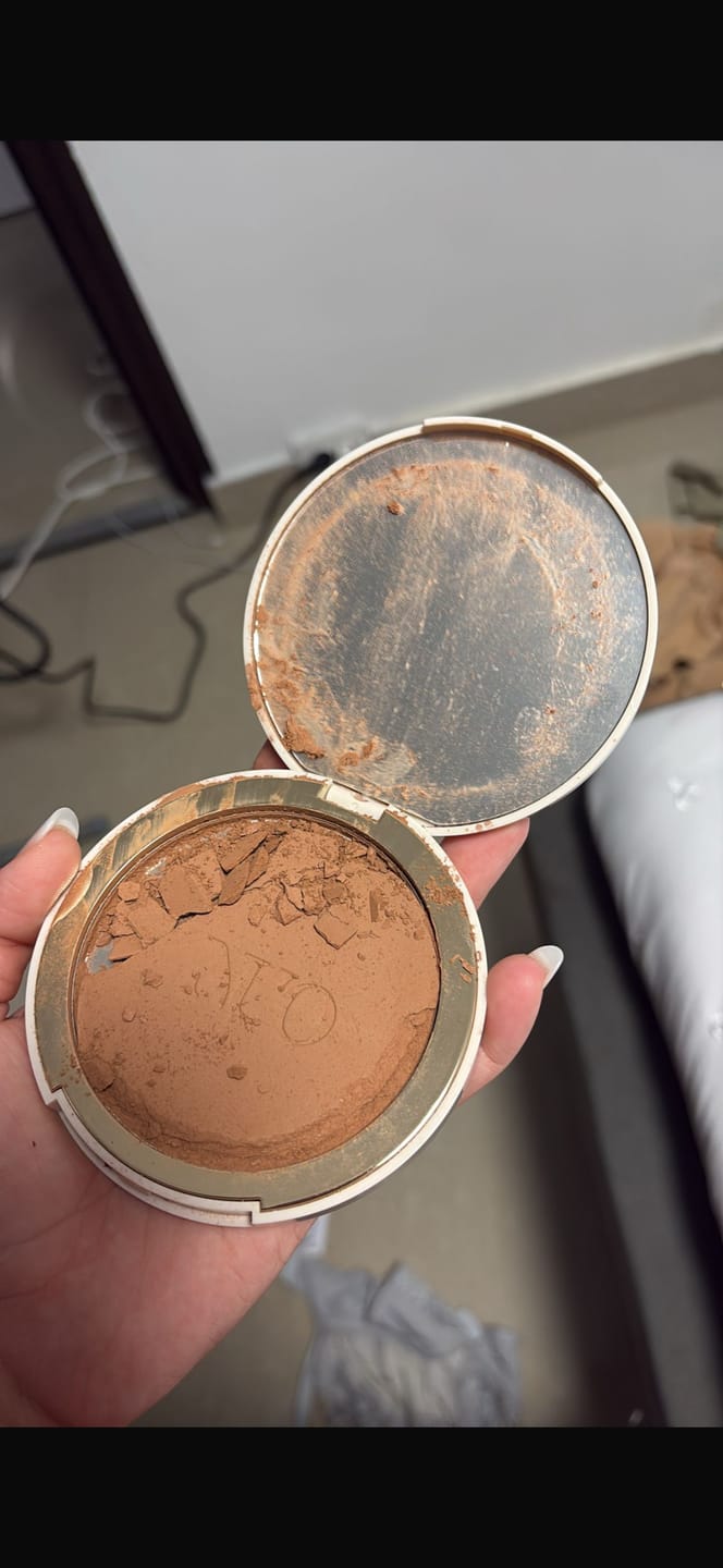 Customer photo review of Bronzer pudra cu textura ultrafina