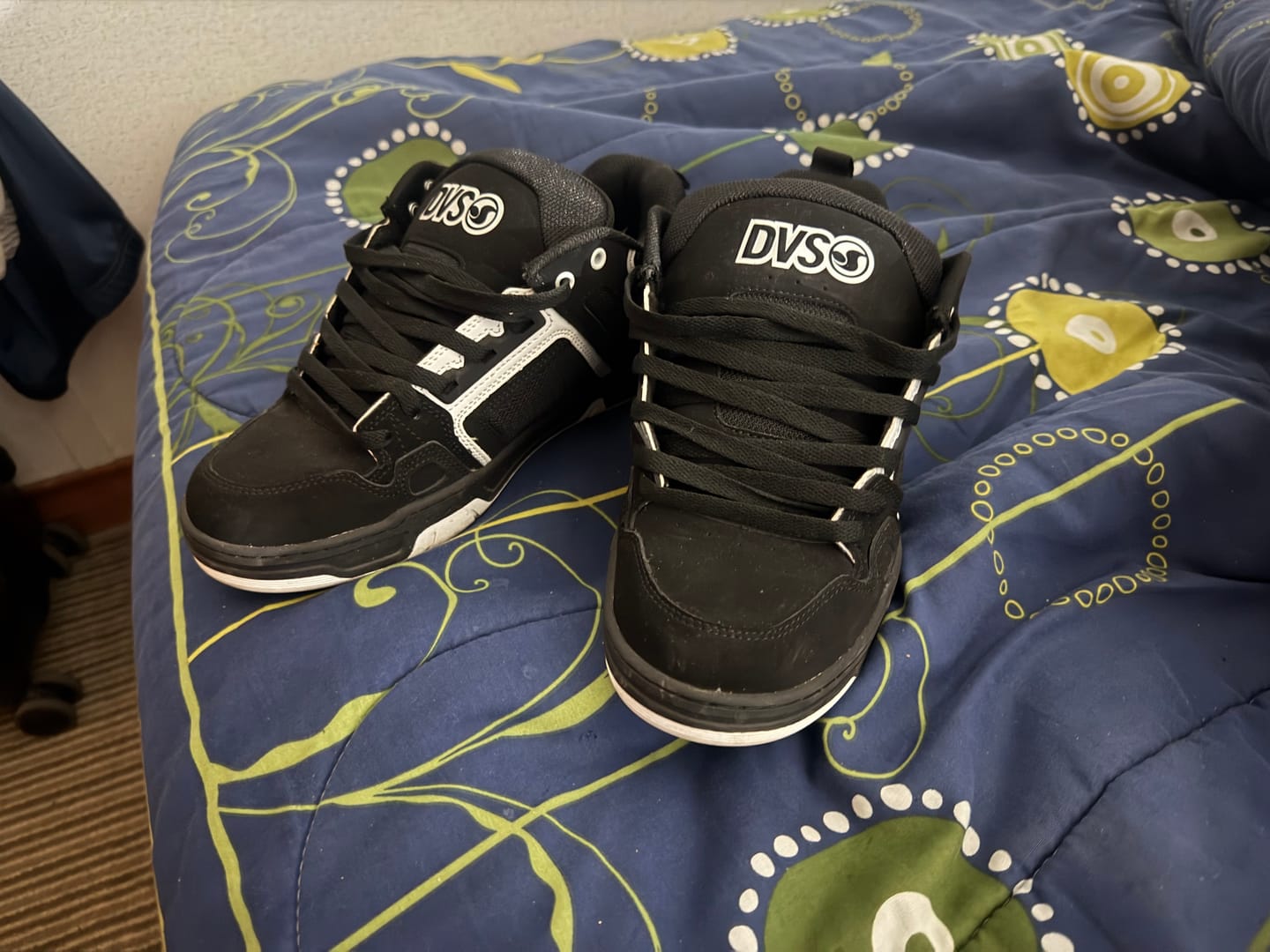 Customer photo review of Zapatillas DVS Comanche Unisex Negro