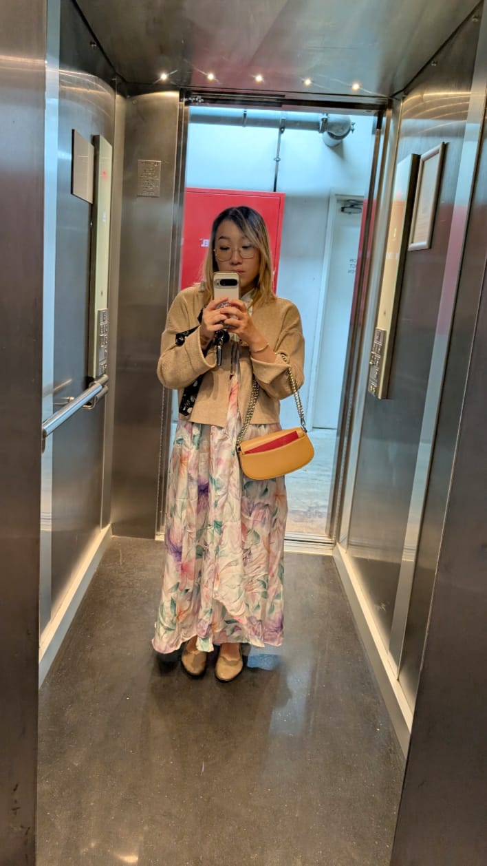 Customer photo review of Show Skirt - Azzurra Bloom