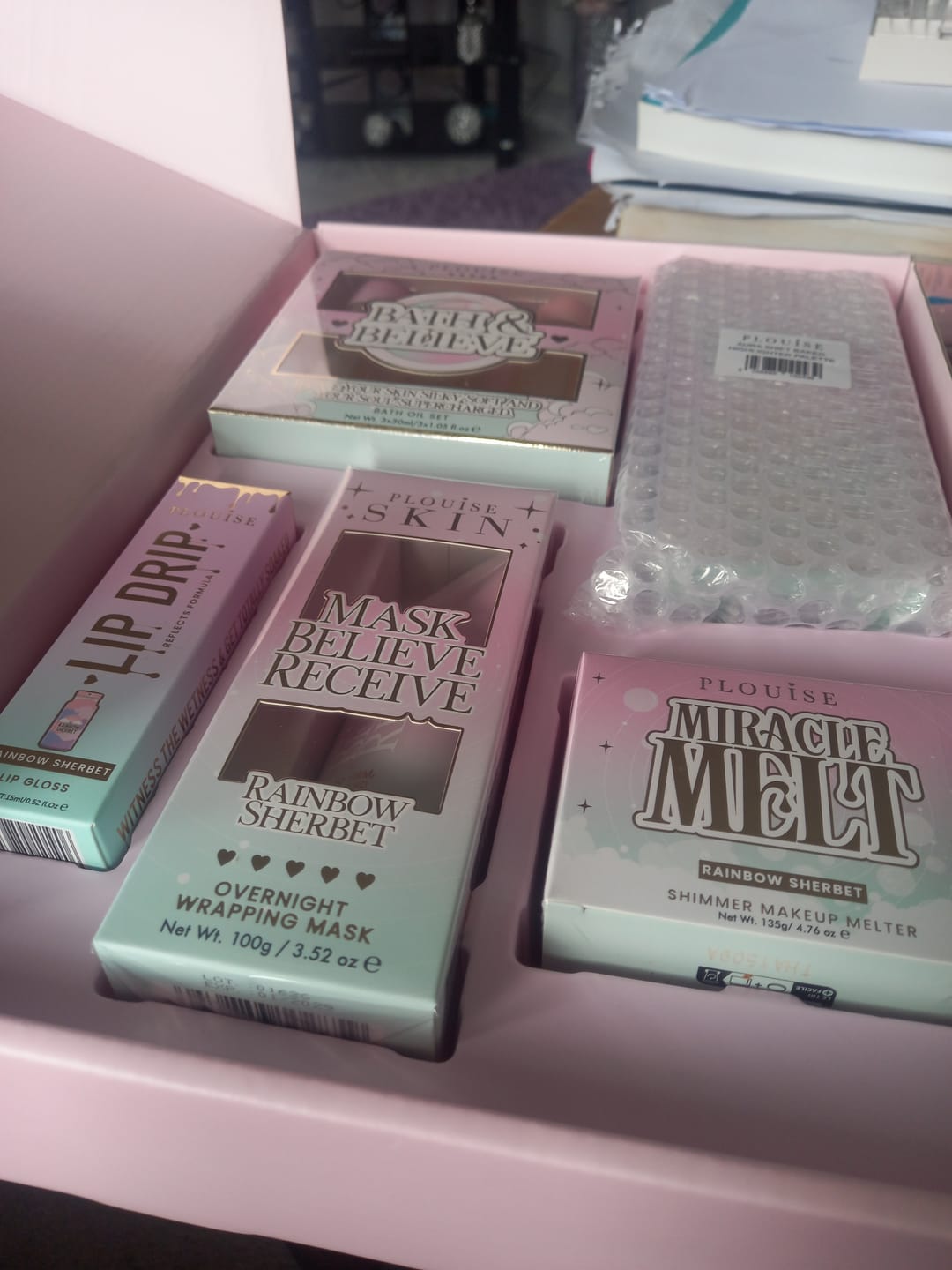Customer photo review of Manifest Under The Moon Glow Skin Kit