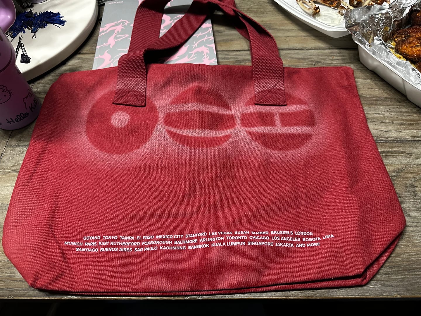 Customer photo review of [2ND PRE-ORDER] BTS - ARIRANG WORLD TOUR OFFICIAL MD FABRIC BAG