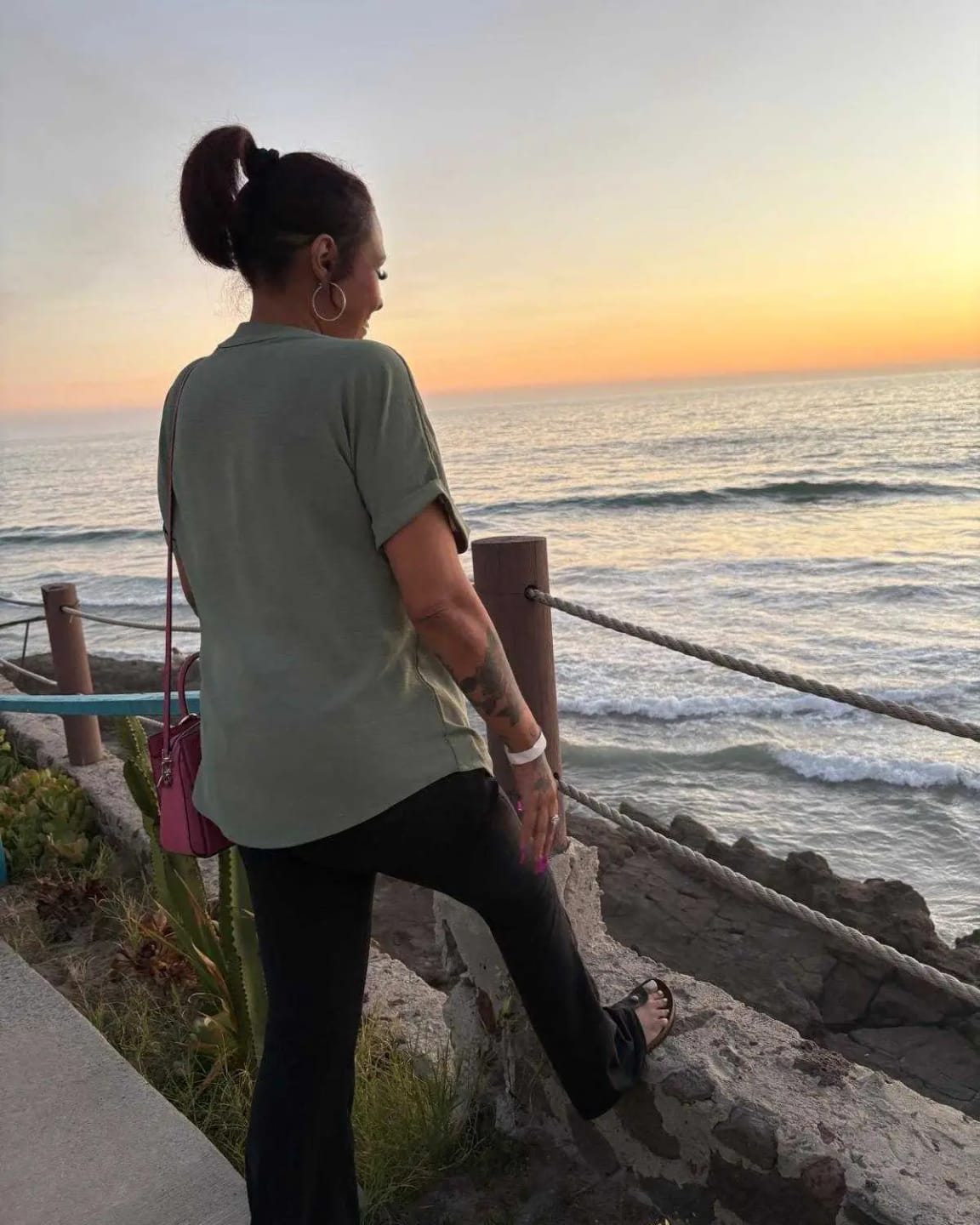 Customer photo review of Loose Solid Color Women's Casual Blouse