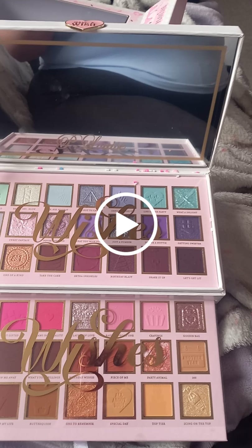 Customer video review of A Sprinkle Of Wishes Eyeshadow Palette