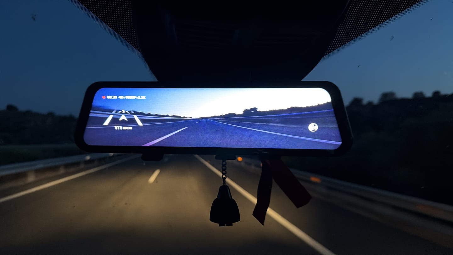 Customer photo review of WOLFBOX G900TriPro Bumper Version 3 Channel Rearview Mirror Cam