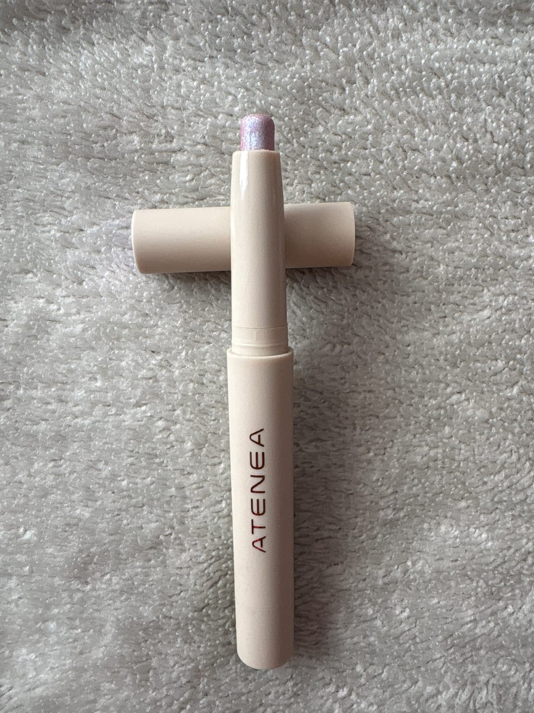 Customer photo review of SOMBRAS CREMOSAS EN BARRA