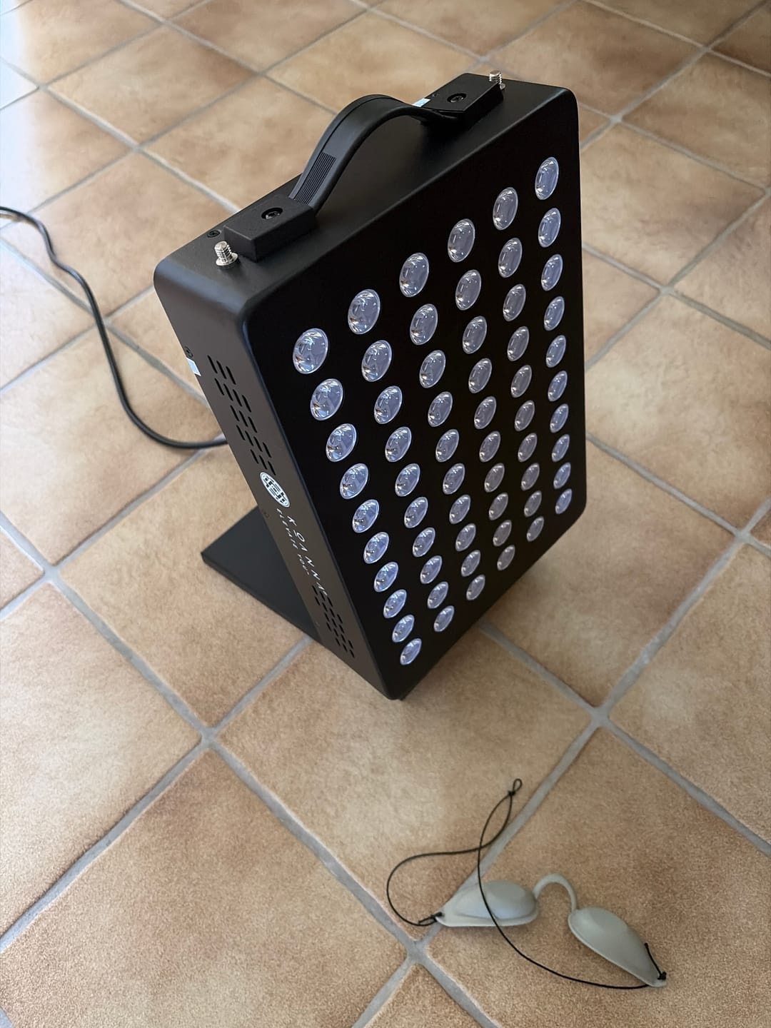Customer photo review of Koanna® Luma300™ – Kraftvolles, kompaktes Rotlicht-Panel