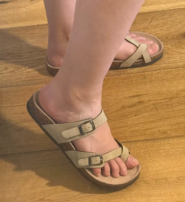 Customer photo review of Sandales Croisées Entre-Doigt Antidérapantes