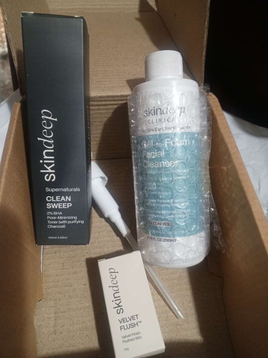 Customer photo review of Gel-to-Foam Facial Cleanser