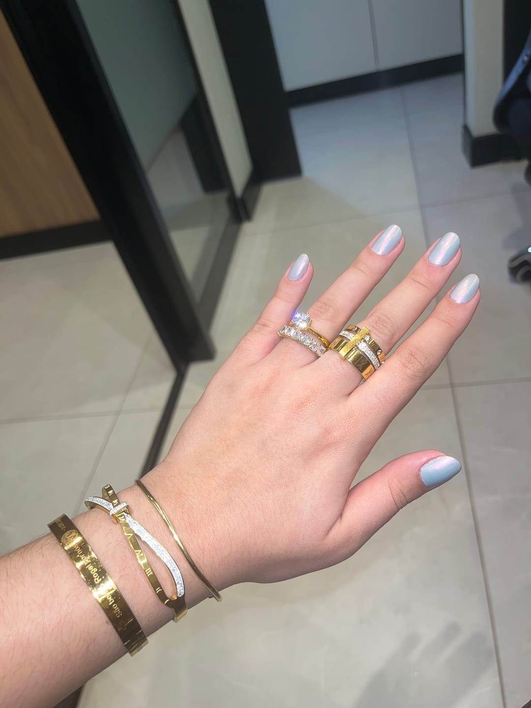 Customer photo review of Anel Triplo Beout Banhado em Ouro 18k