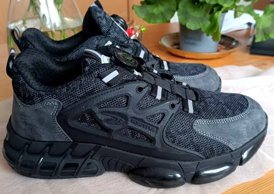 Customer photo review of Chaussures de Sécurité avec Bouton Rotatif - Parker en Acier & Coussin d'Air