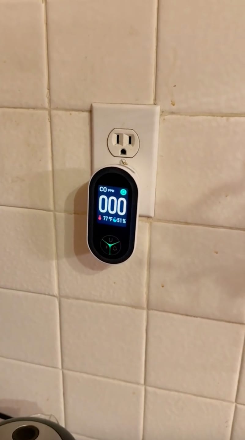 Customer photo review of OxySafe™ RV & Motorhome CO Detector