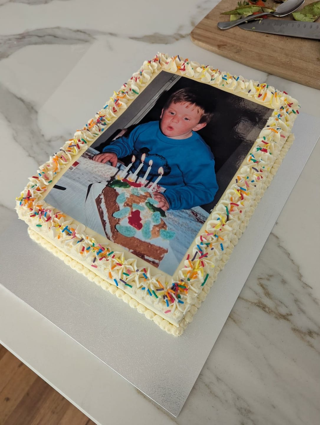 Customer photo review of A4 Rectangle Custom Edible Icing Image