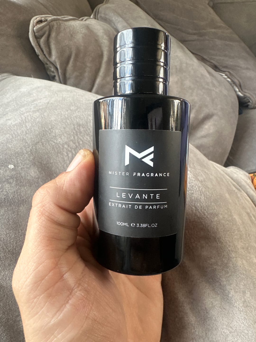 Customer photo review of Levante