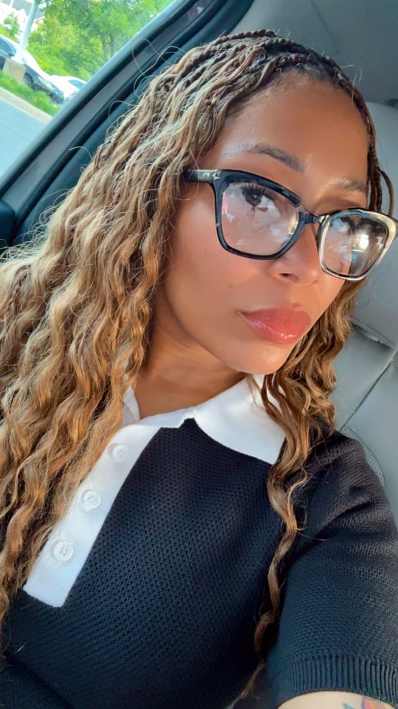 Customer photo review of #4/27/30 Mix Color Blend Loose Deep Wave Human Crochet Hair