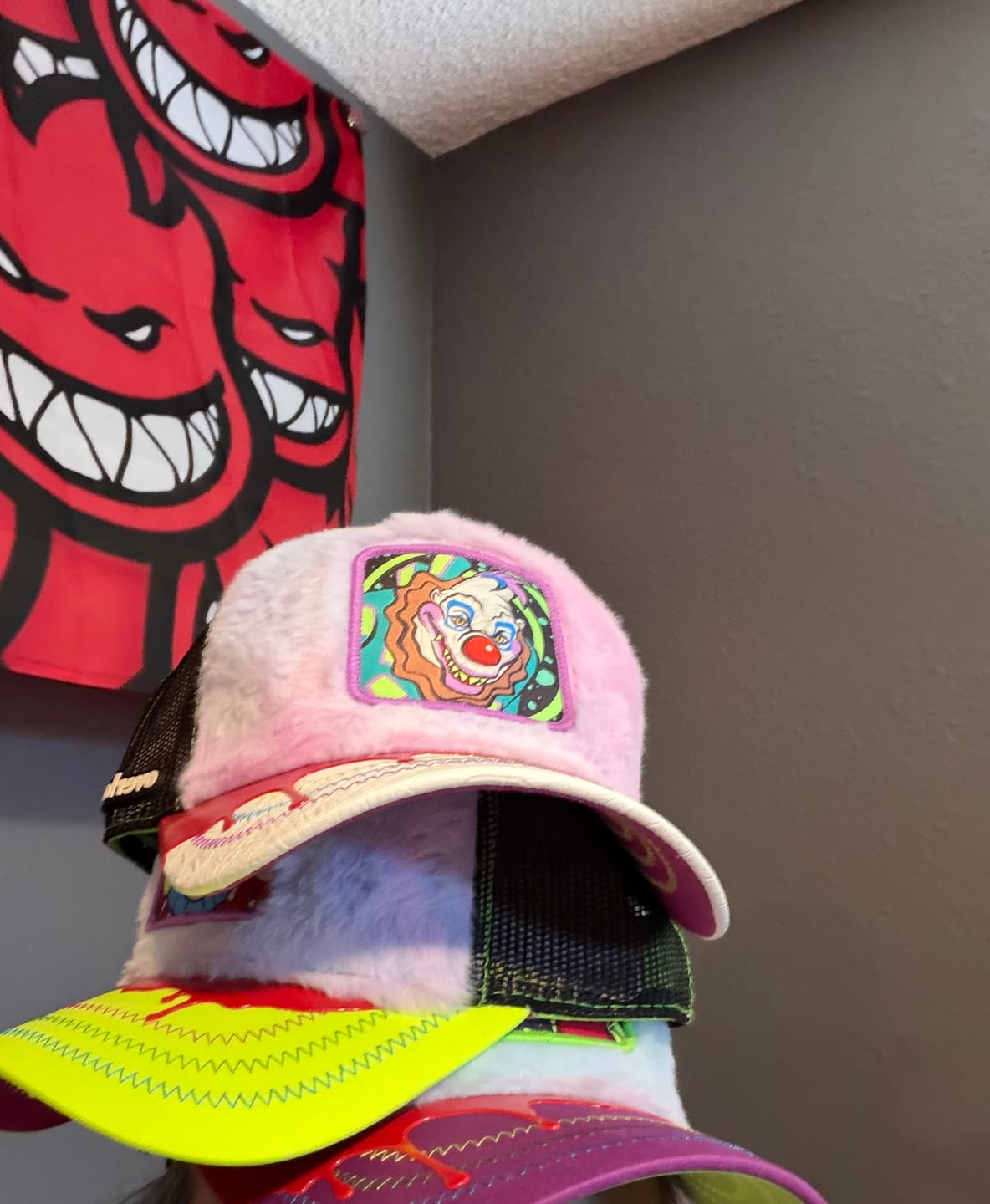 Customer photo review of OVERLORD X Killer Klowns - Jojo The Klownzilla