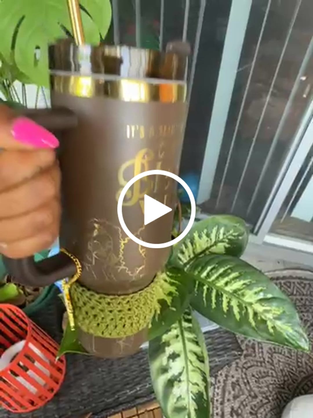 Customer video review of "Brown Sugar" FlowSip™ Insulated Tumbler – It's a Beautiful Day to Be a Black Woman
