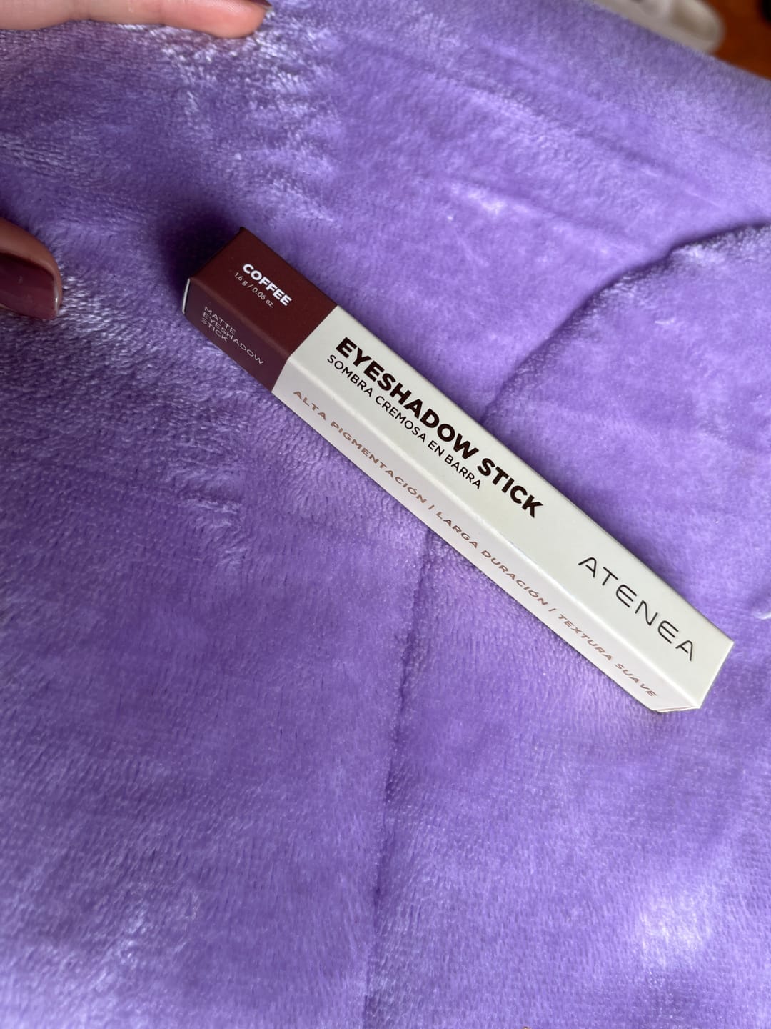 Customer photo review of SOMBRAS CREMOSAS MATE EN BARRA