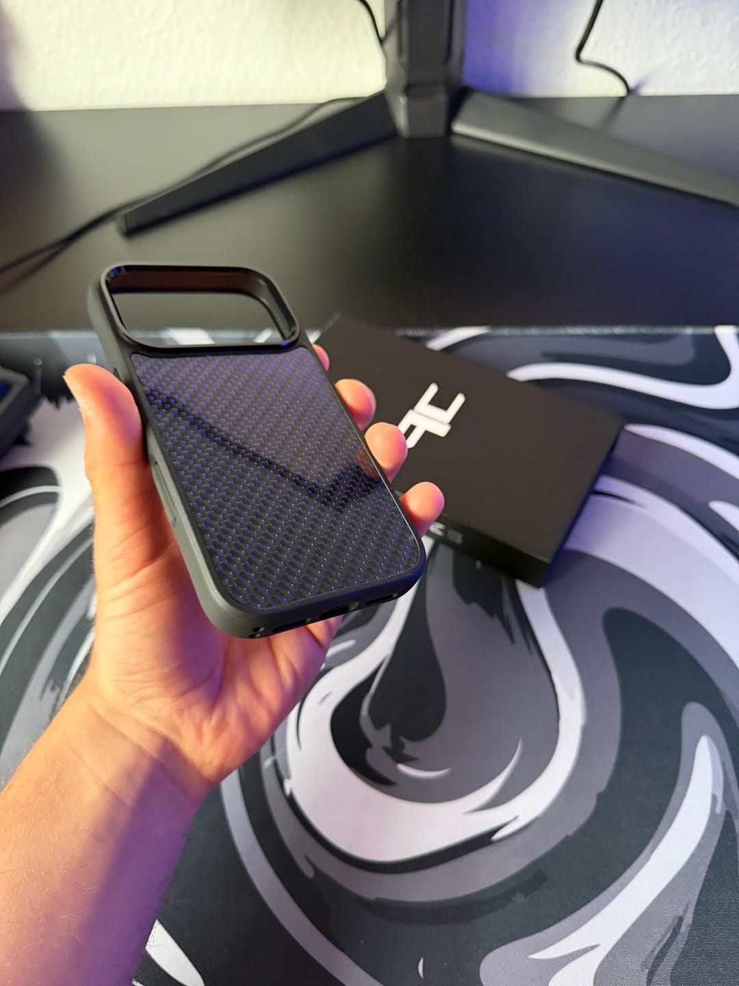 Customer photo review of iPhone Carbon Fiber Phone Case - MagSafe