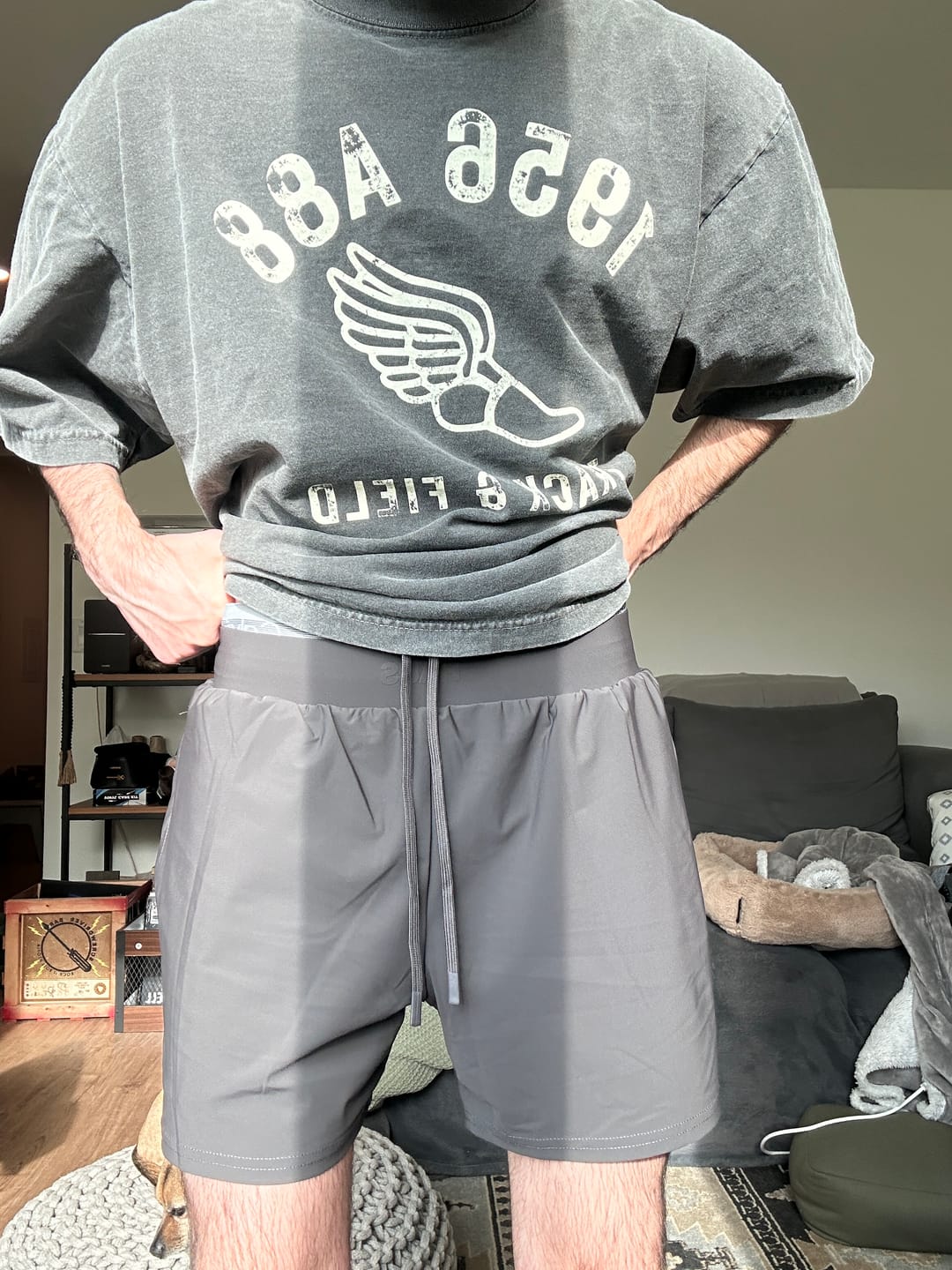 Customer photo review of Essential Shorts 5" Inseam