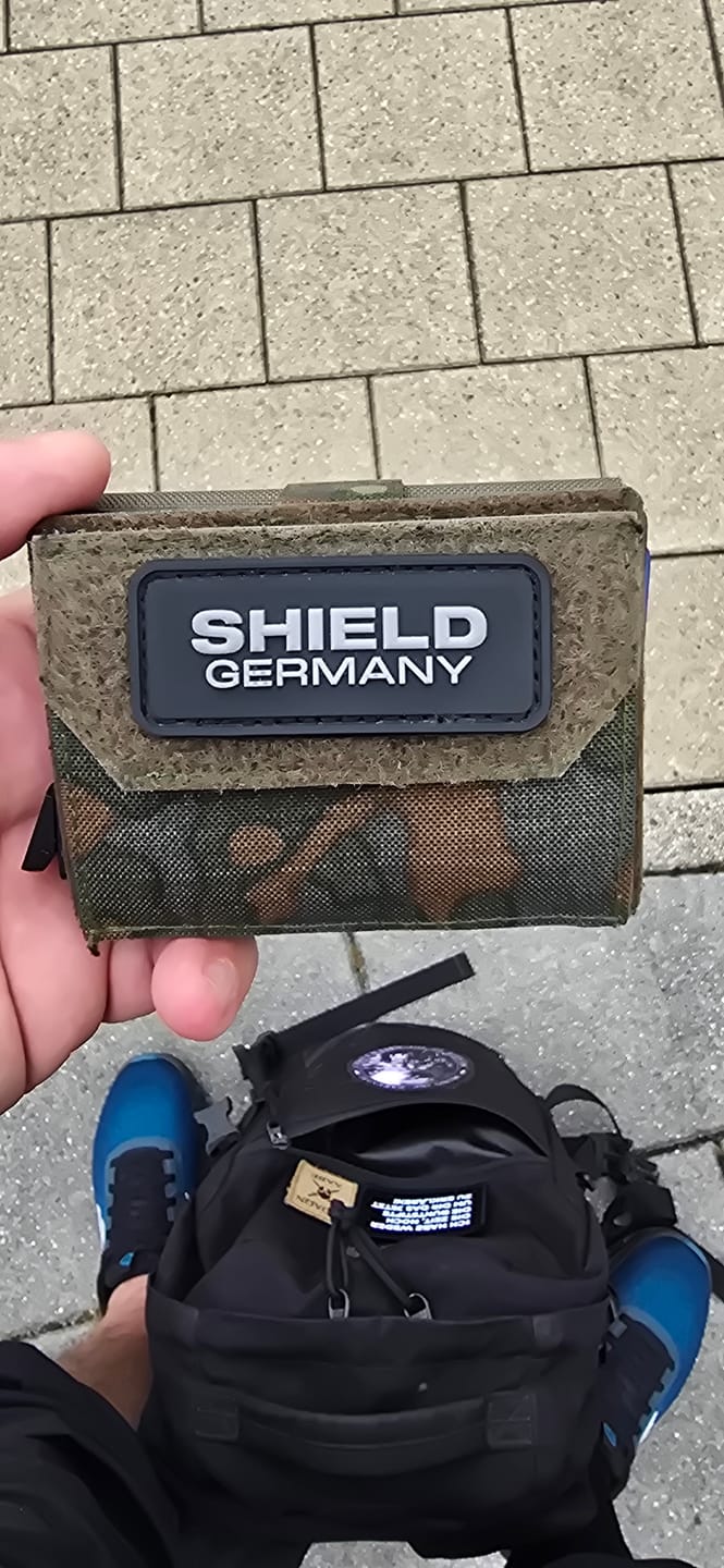 Customer photo review of Tactical Wallet MK2 - 5-Farben Flecktarn