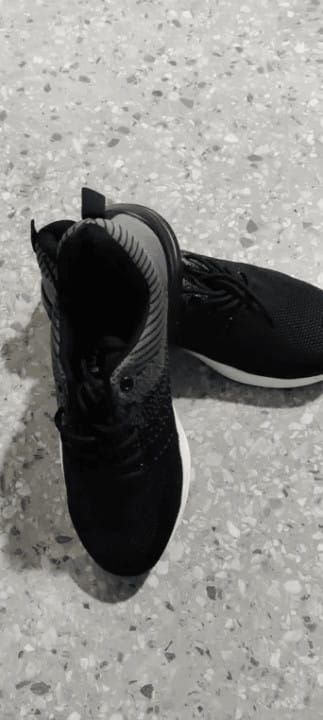 Customer photo review of Chaussures de Sécurité Légères & Amortissantes