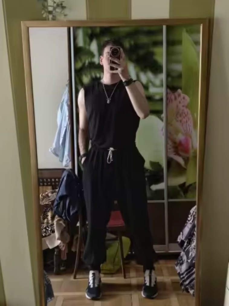 Customer photo review of Techwear Joggers Japanese