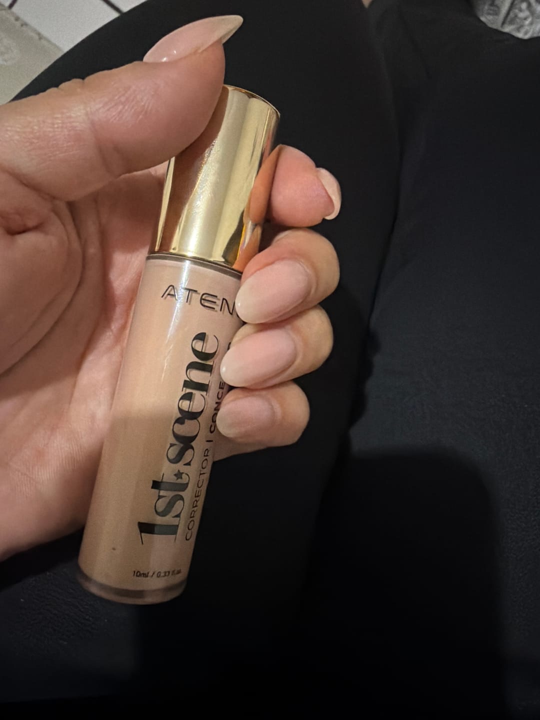 Customer photo review of CORRECTOR  LÍQUIDO  1ST SCENE