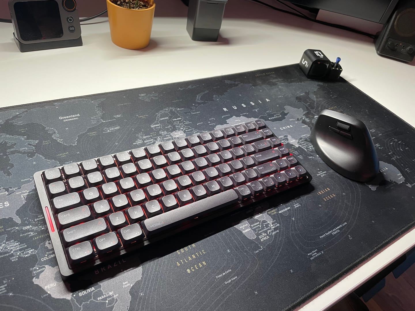 Customer photo review of IQUNIX MQ80 Aluminum Low Profile Mechanical Keyboard