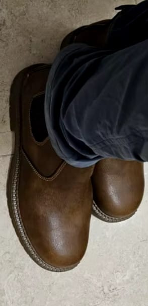 Customer photo review of Bottes de Sécurité Imperméables à Embout en Acier