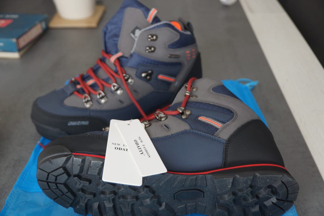 Customer photo review of Chaussures de Randonnée Imperméables & Robustes