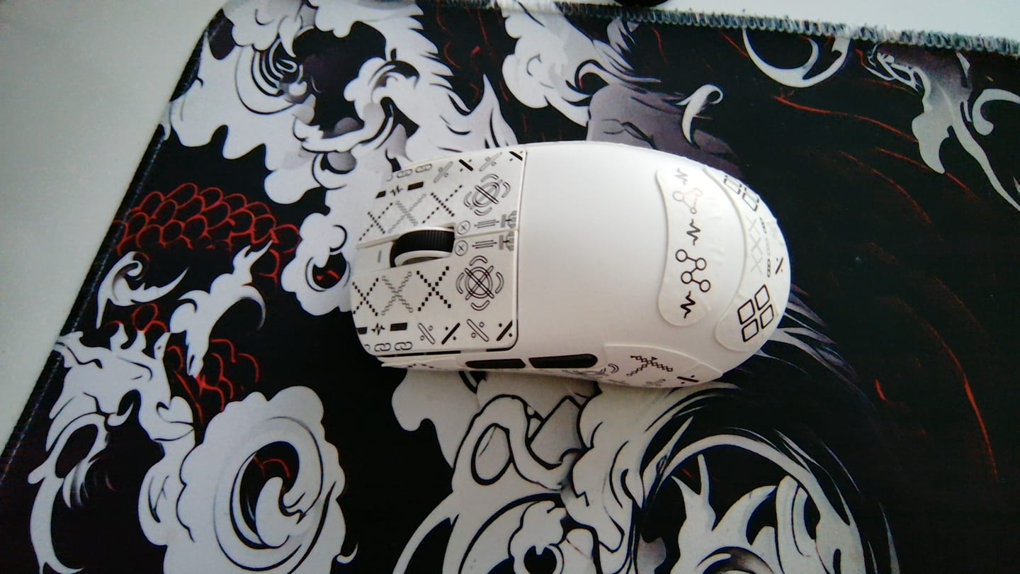 Customer photo review of VXE Dragonfly R1 Wireless Mouse