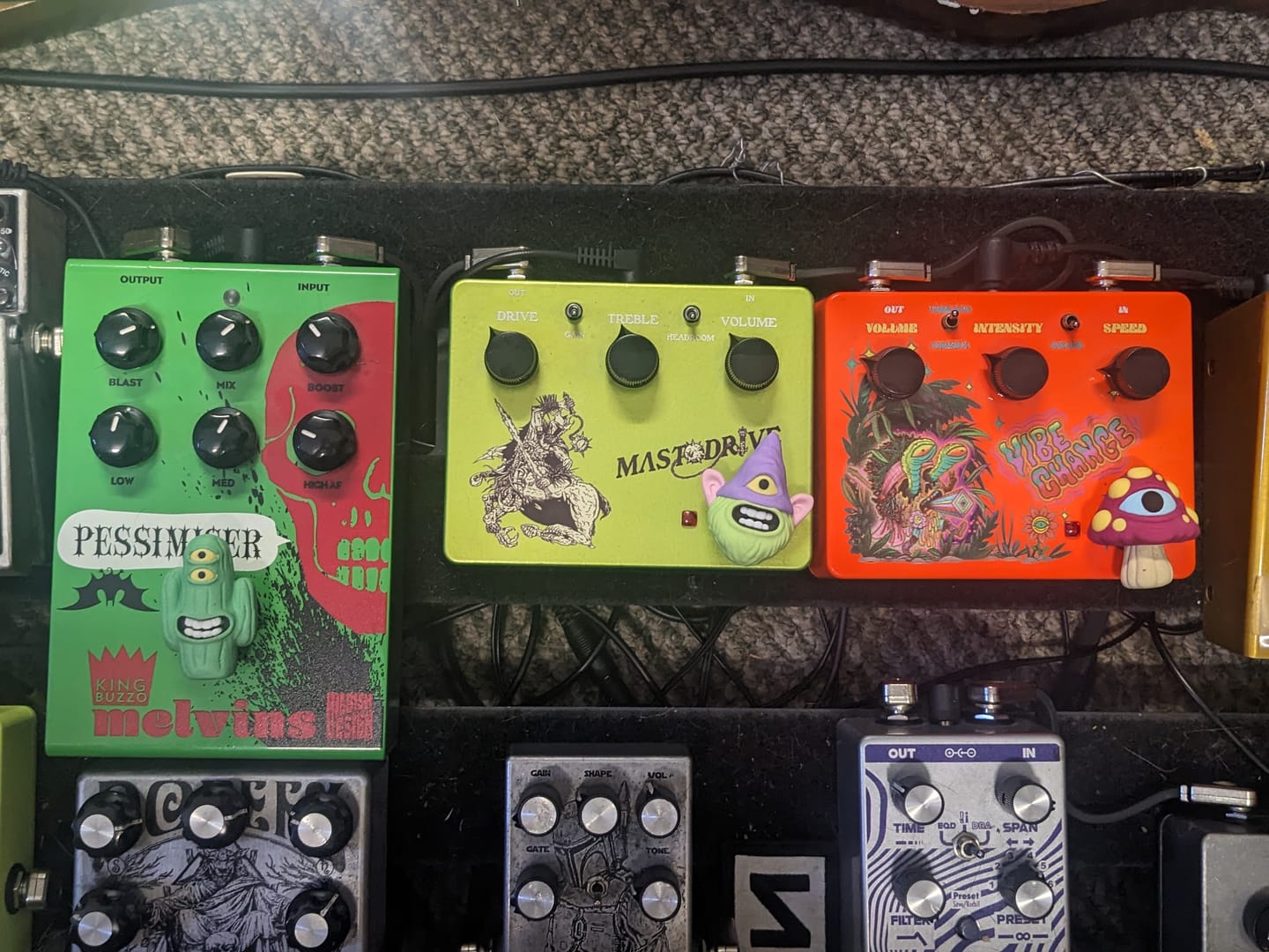 Customer photo review of LURK Topper Set