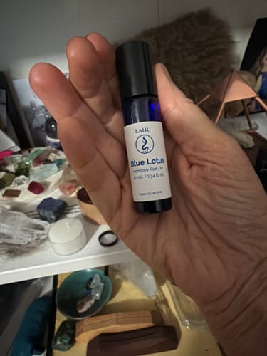 Customer photo review of Blue Lotus Harmony Roll-On 10mL