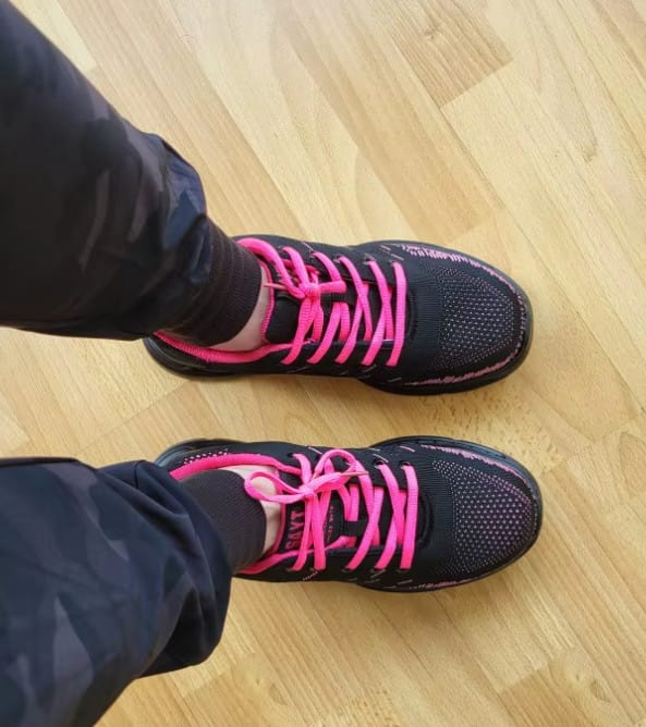 Customer photo review of 👠 Chaussures de Sécurité en Acier pour Femme : Légèreté, Confort et Protection Totale 🔒